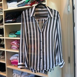Beautiful like new IM NYC sheer blouse